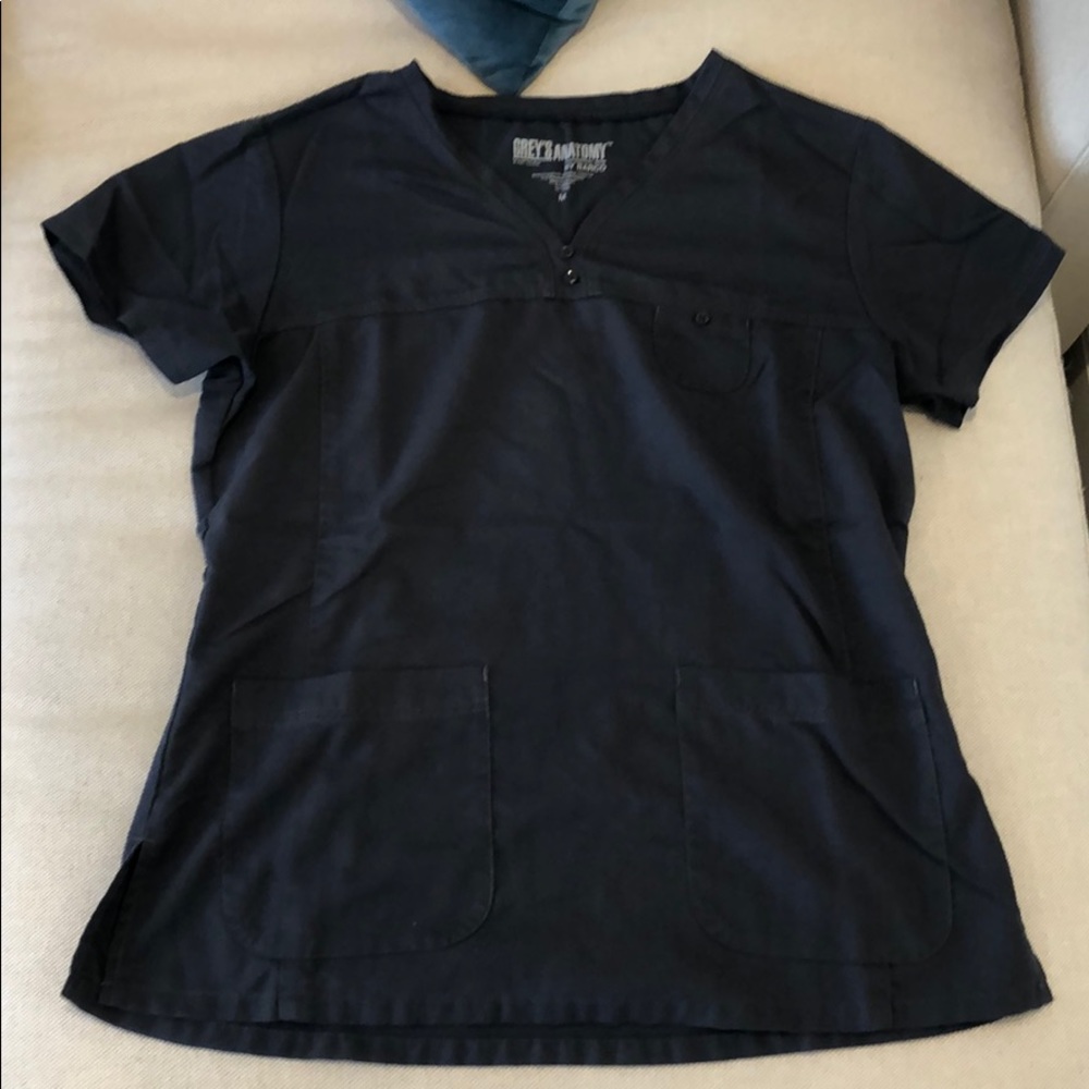 Scrub top